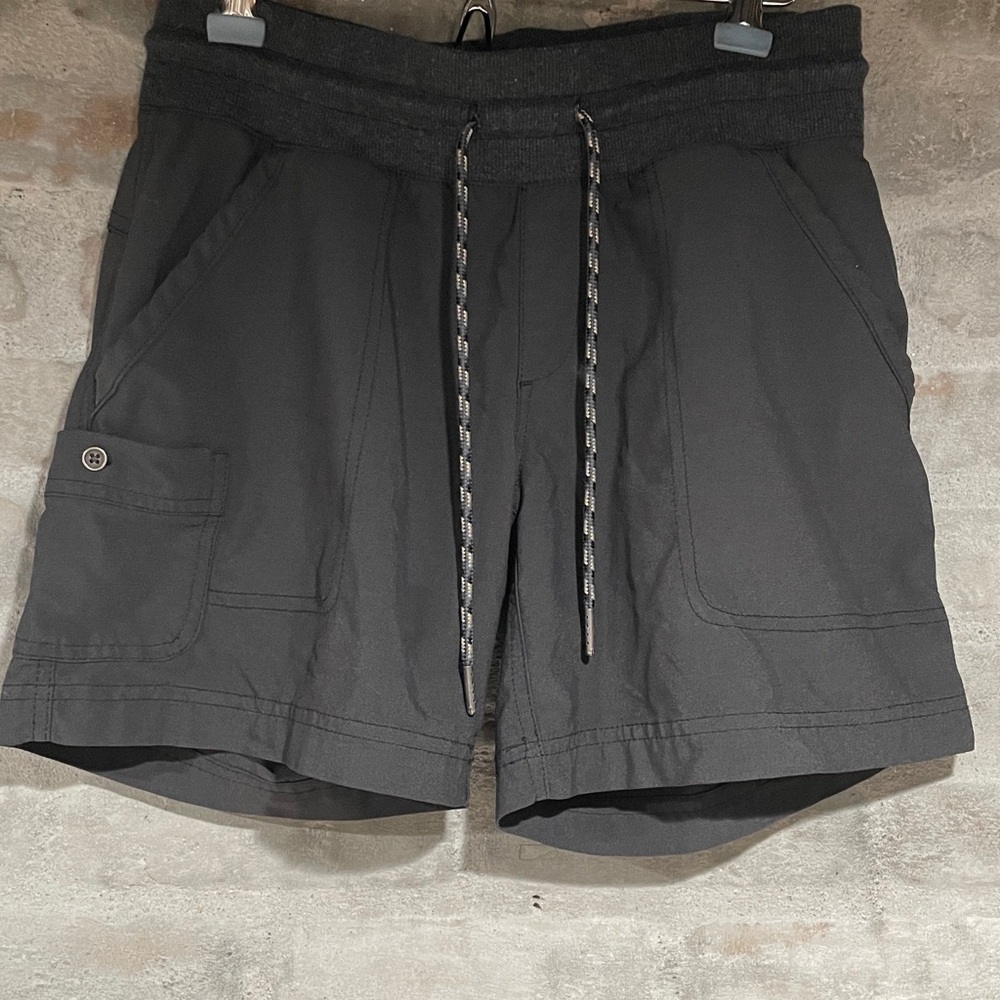 Columbia Women’s Charcoal Athletic Shorts Size S